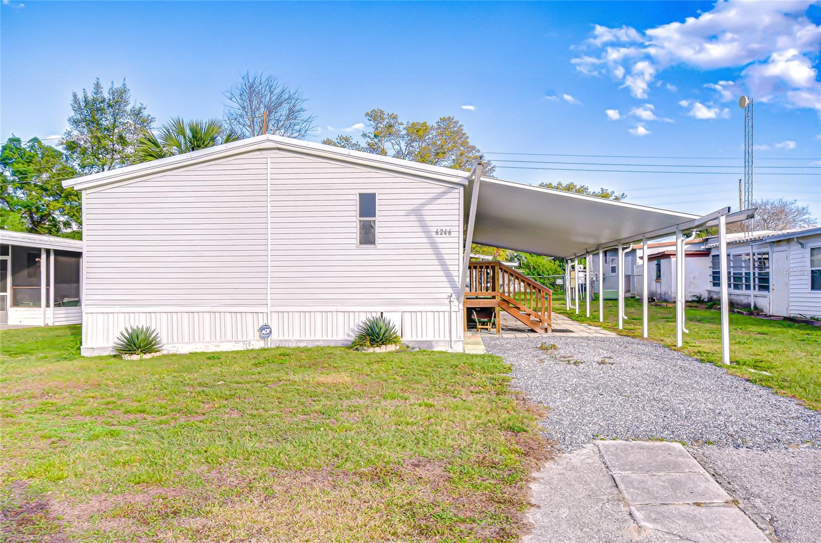 FLORIDA TRAILER ESTATES - Residential