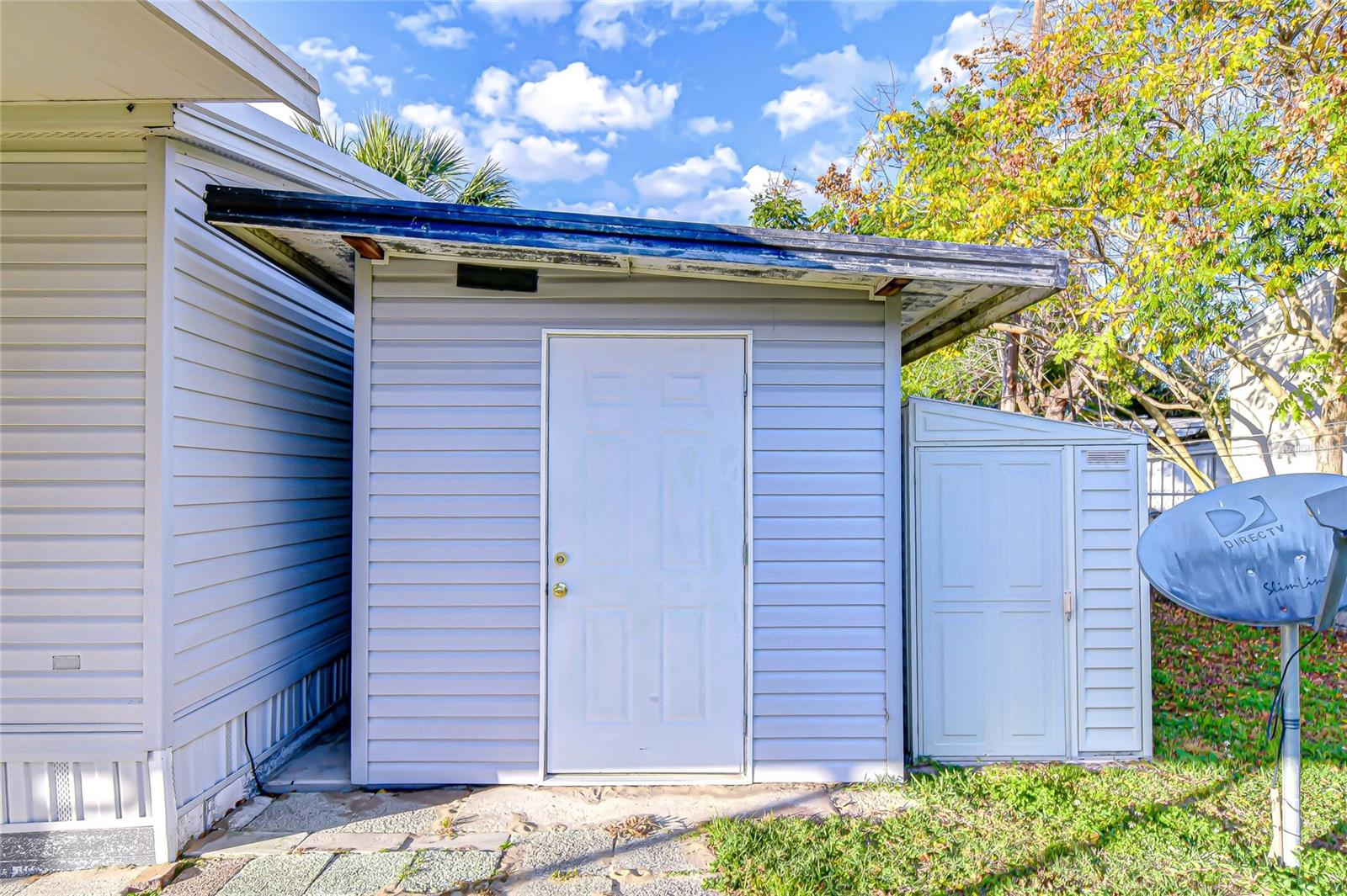 FLORIDA TRAILER ESTATES - Residential