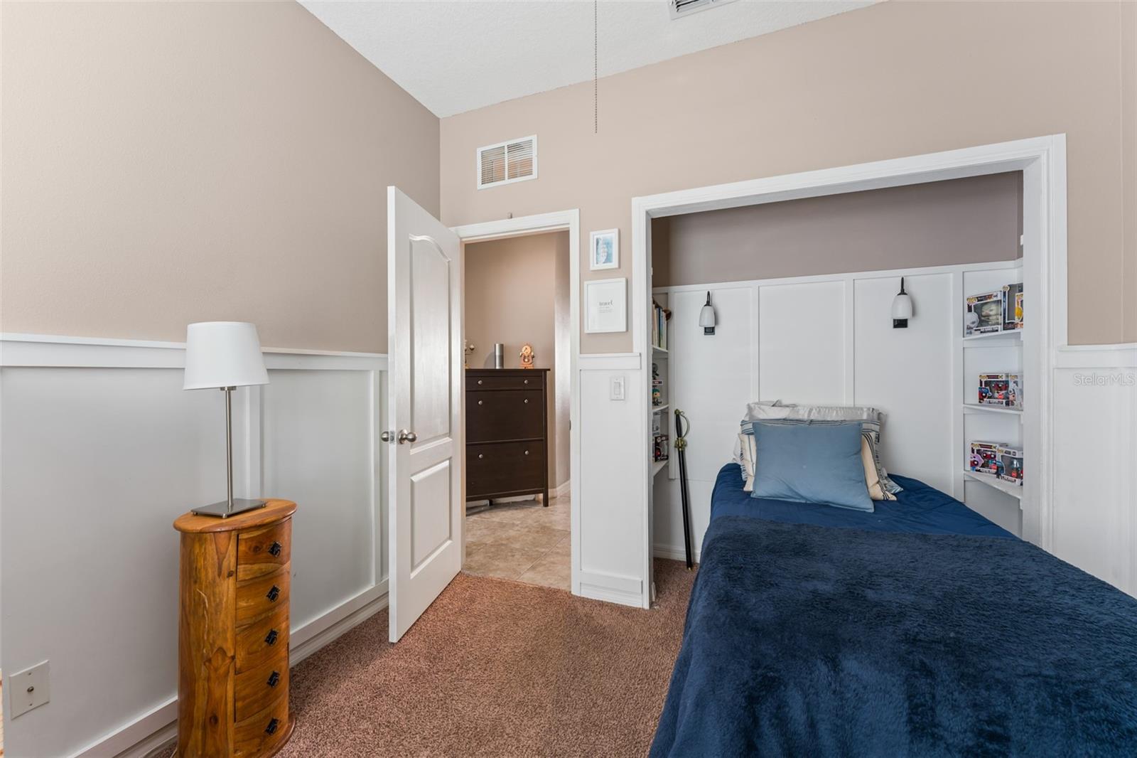 NOVA POINTE PHASE 1 - Residential