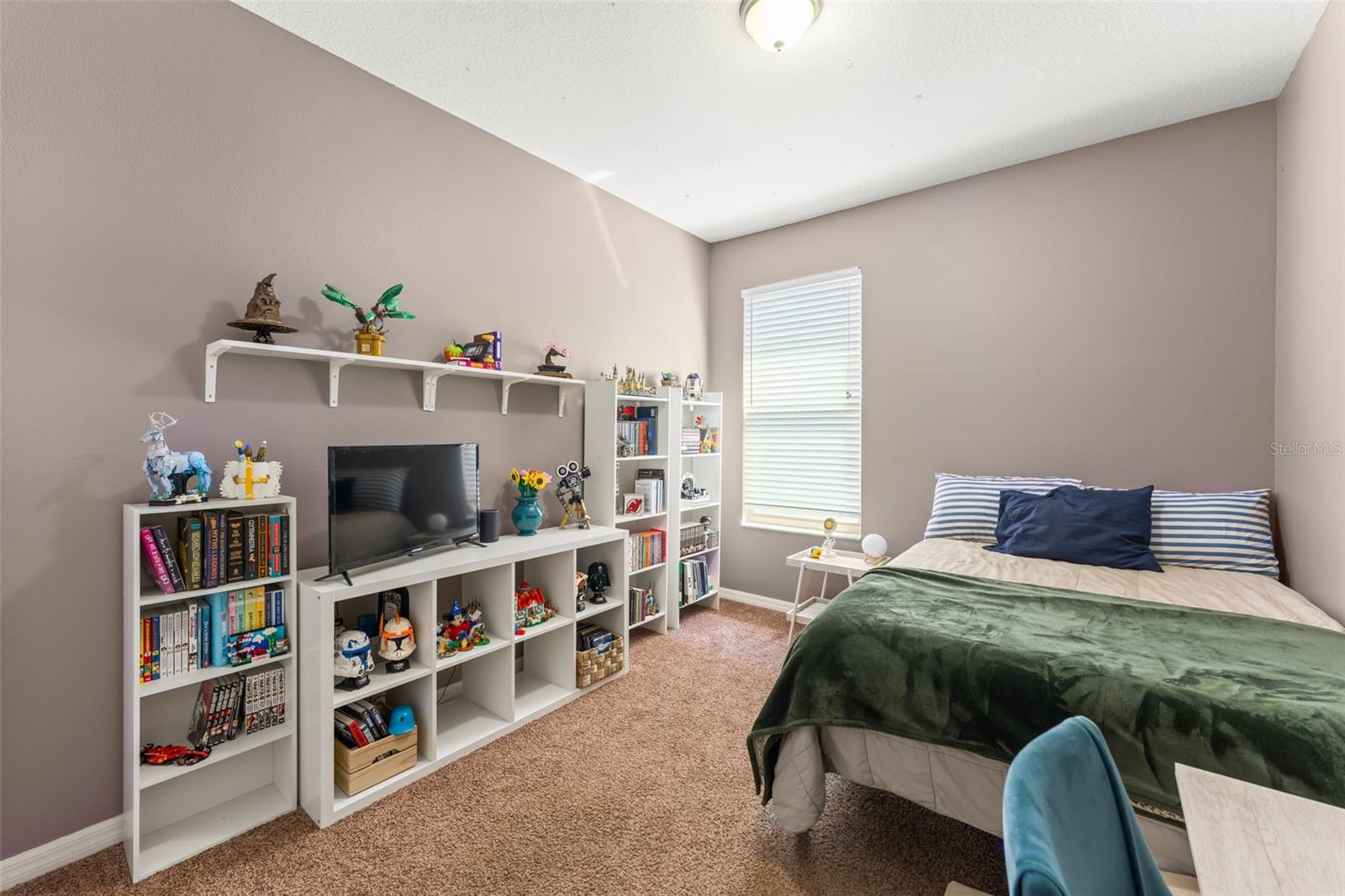 NOVA POINTE PHASE 1 - Residential