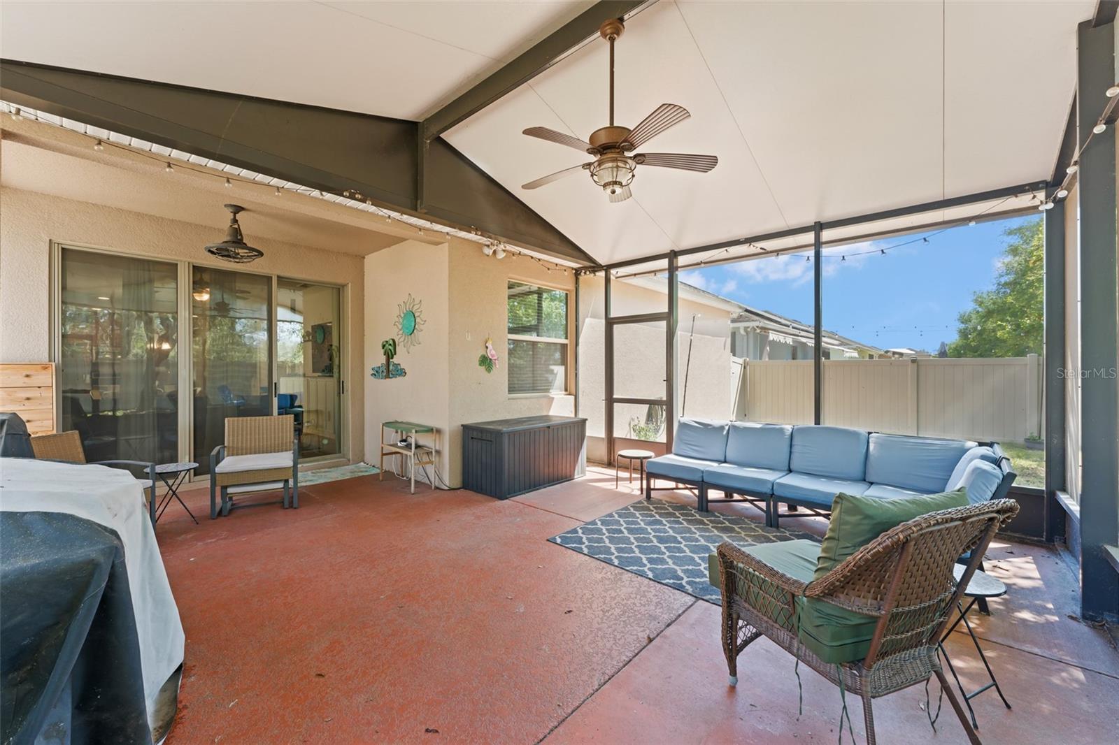 NOVA POINTE PHASE 1 - Residential