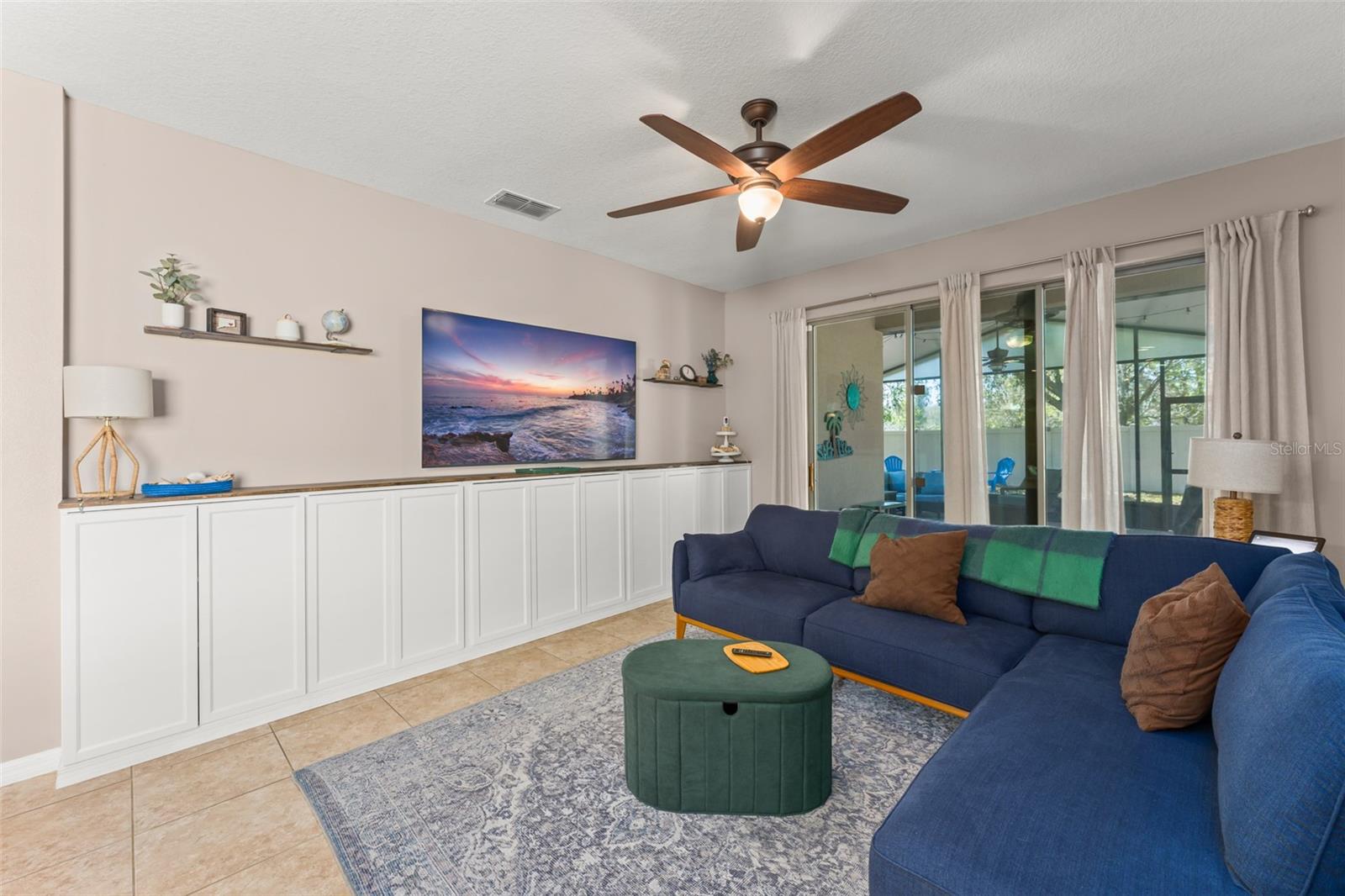 NOVA POINTE PHASE 1 - Residential