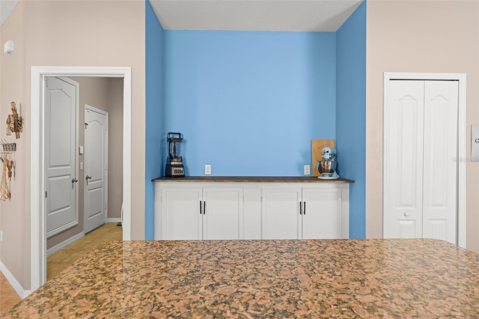 NOVA POINTE PHASE 1 - Residential