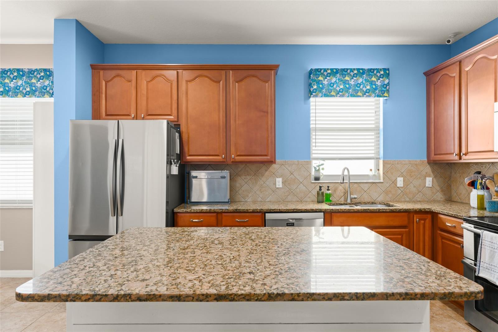 NOVA POINTE PHASE 1 - Residential