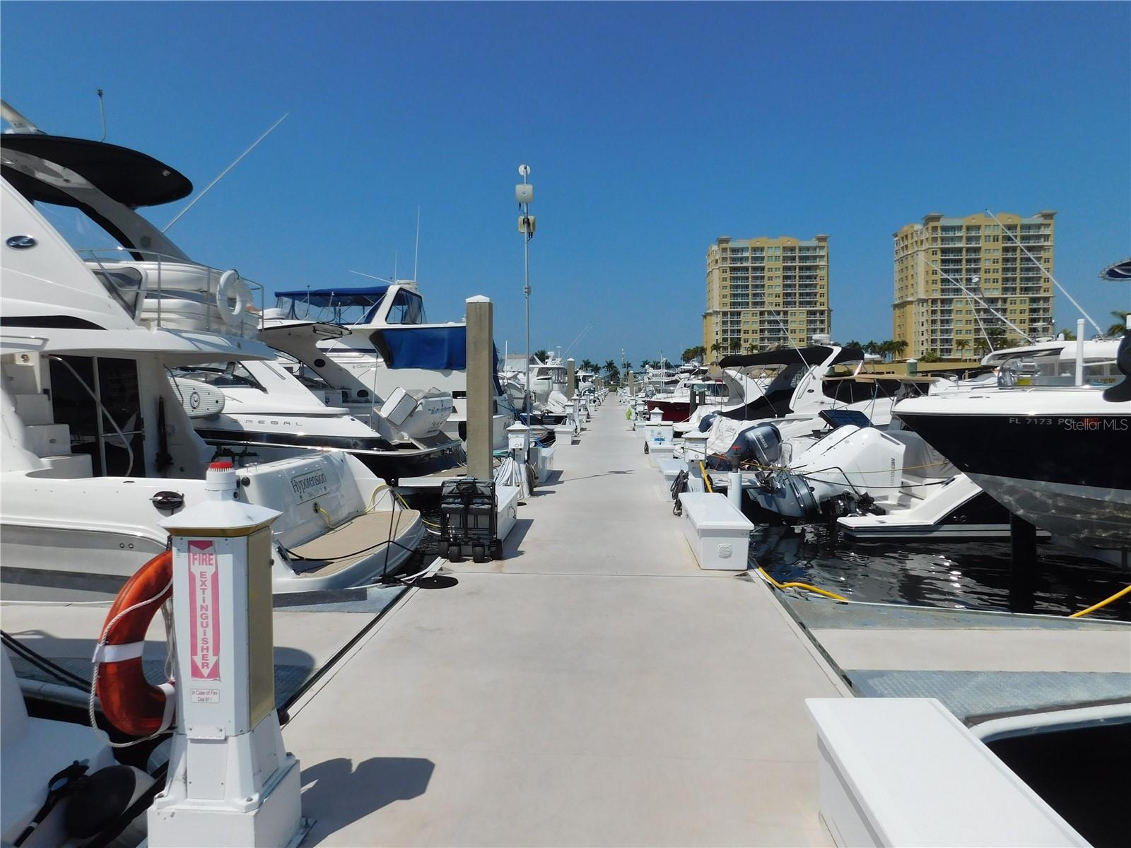 RIVIERA DUNES MARINA - Residential