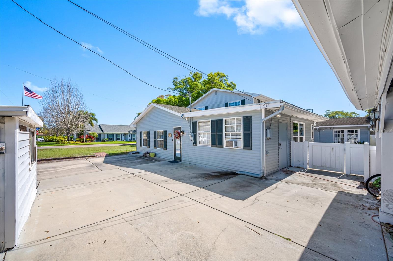 AMBLESIDE 1ST ADD - Residential