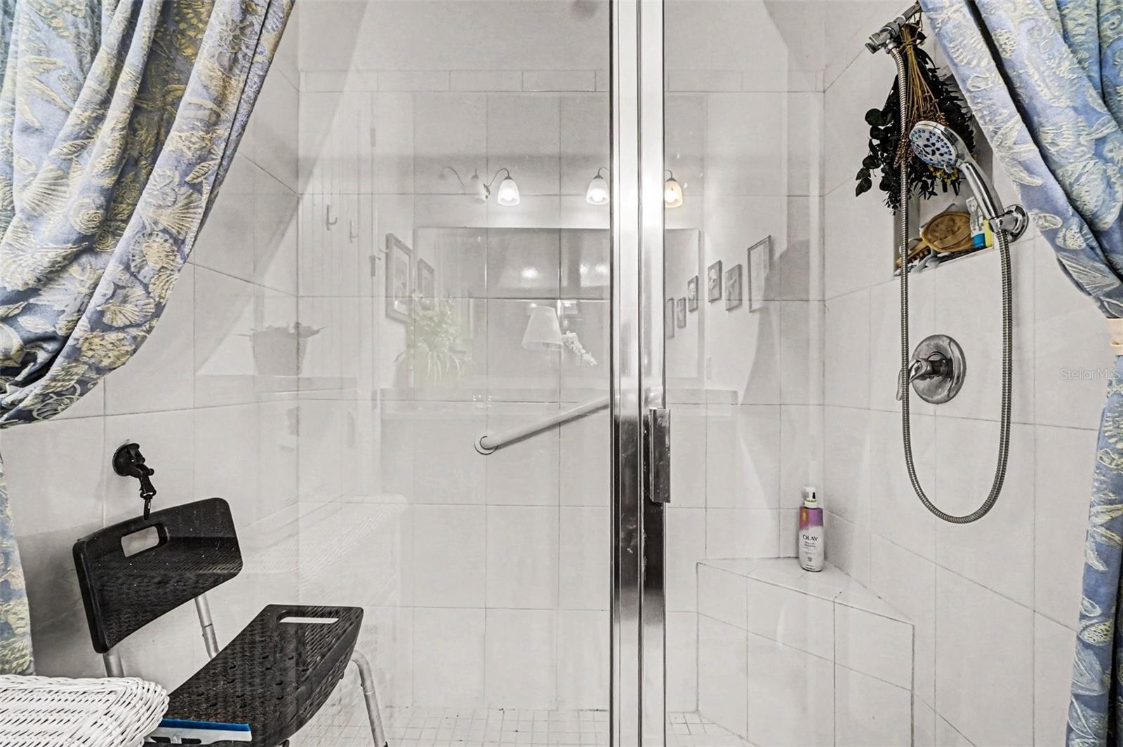 PALMS/SERENOA PH 3 - Residential