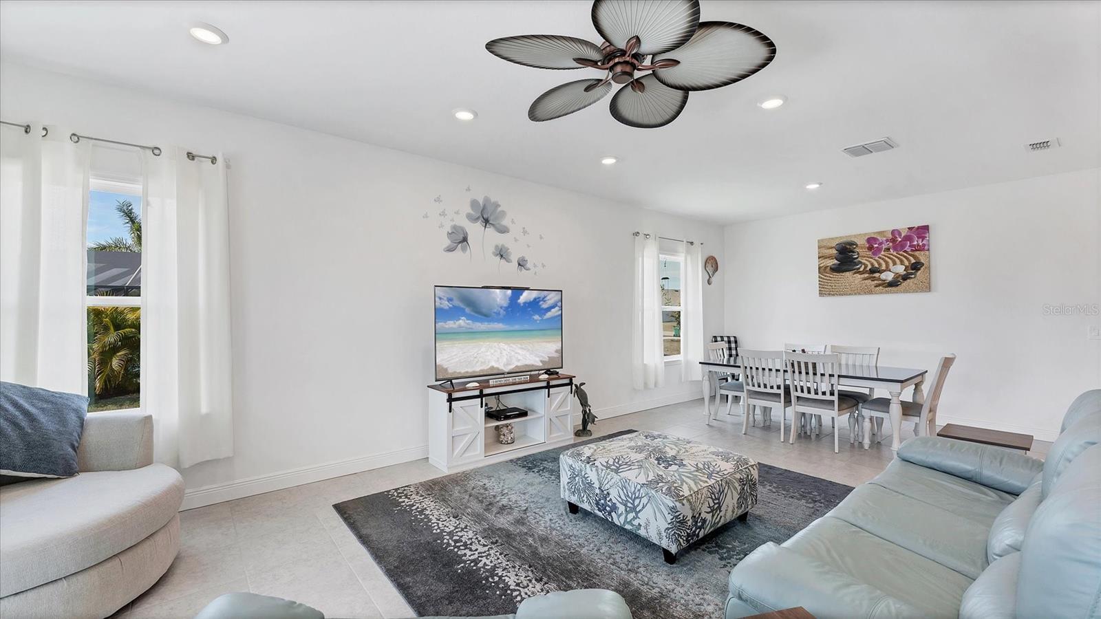 PUNTA GORDA ISLES SEC 16 - Residential