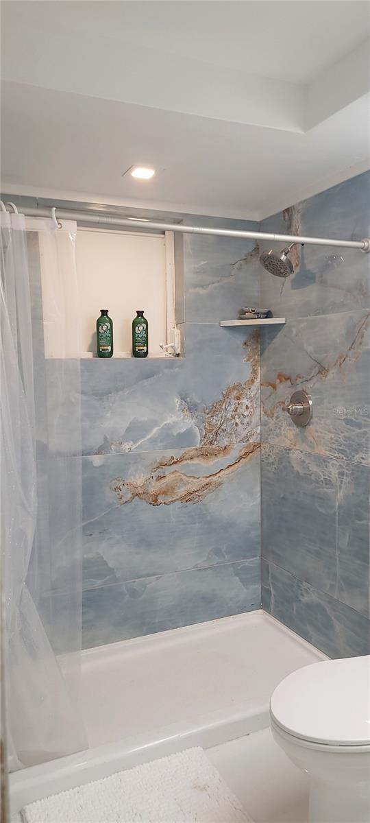 HOLIDAY HILL ESTATES - Residential