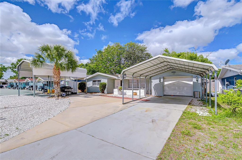 Photo of 10901 Oldham Road, Port Richey, FL 34668 (MLS # W7884405)