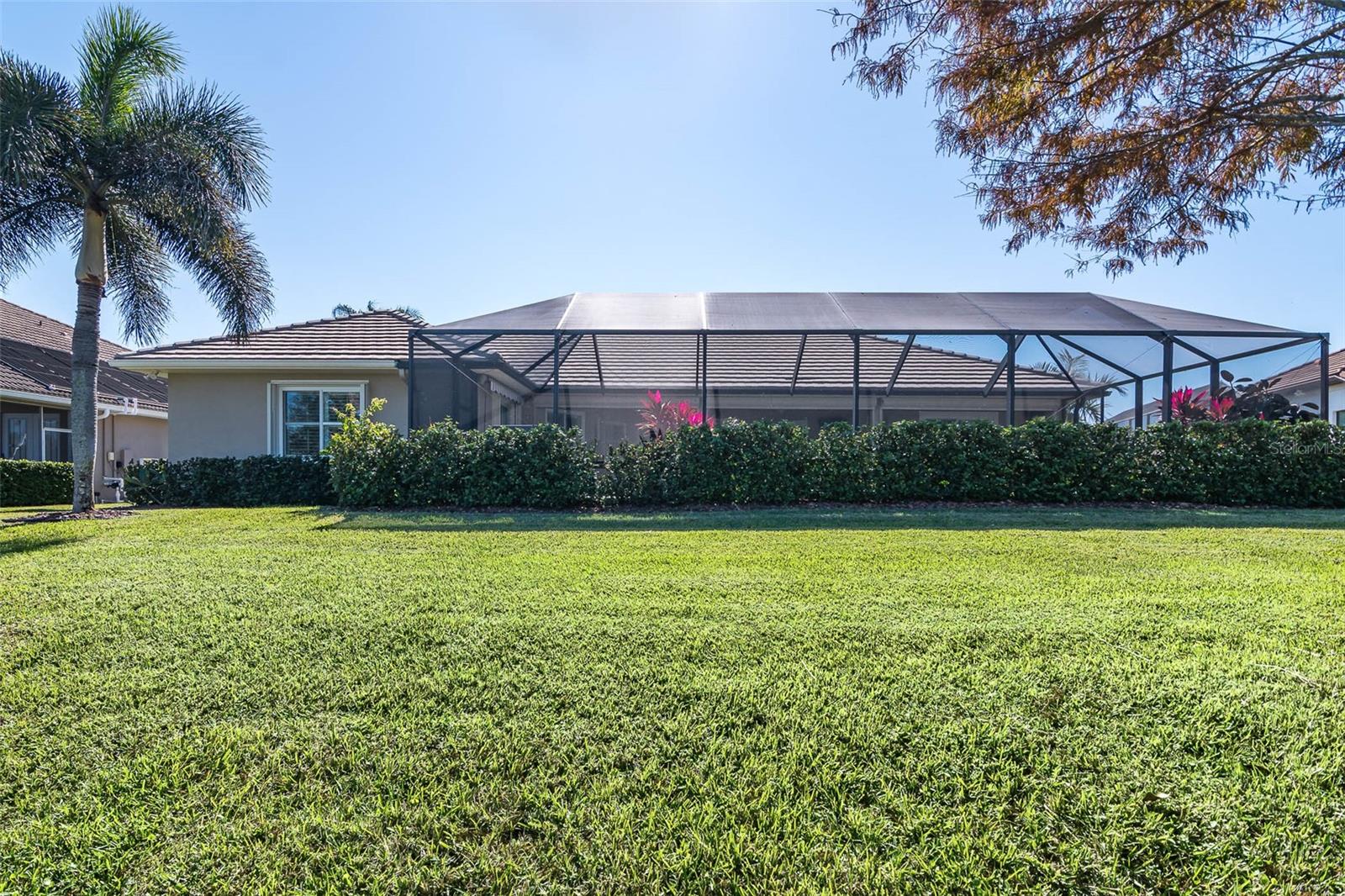 CASABELLA PH 01 - Residential