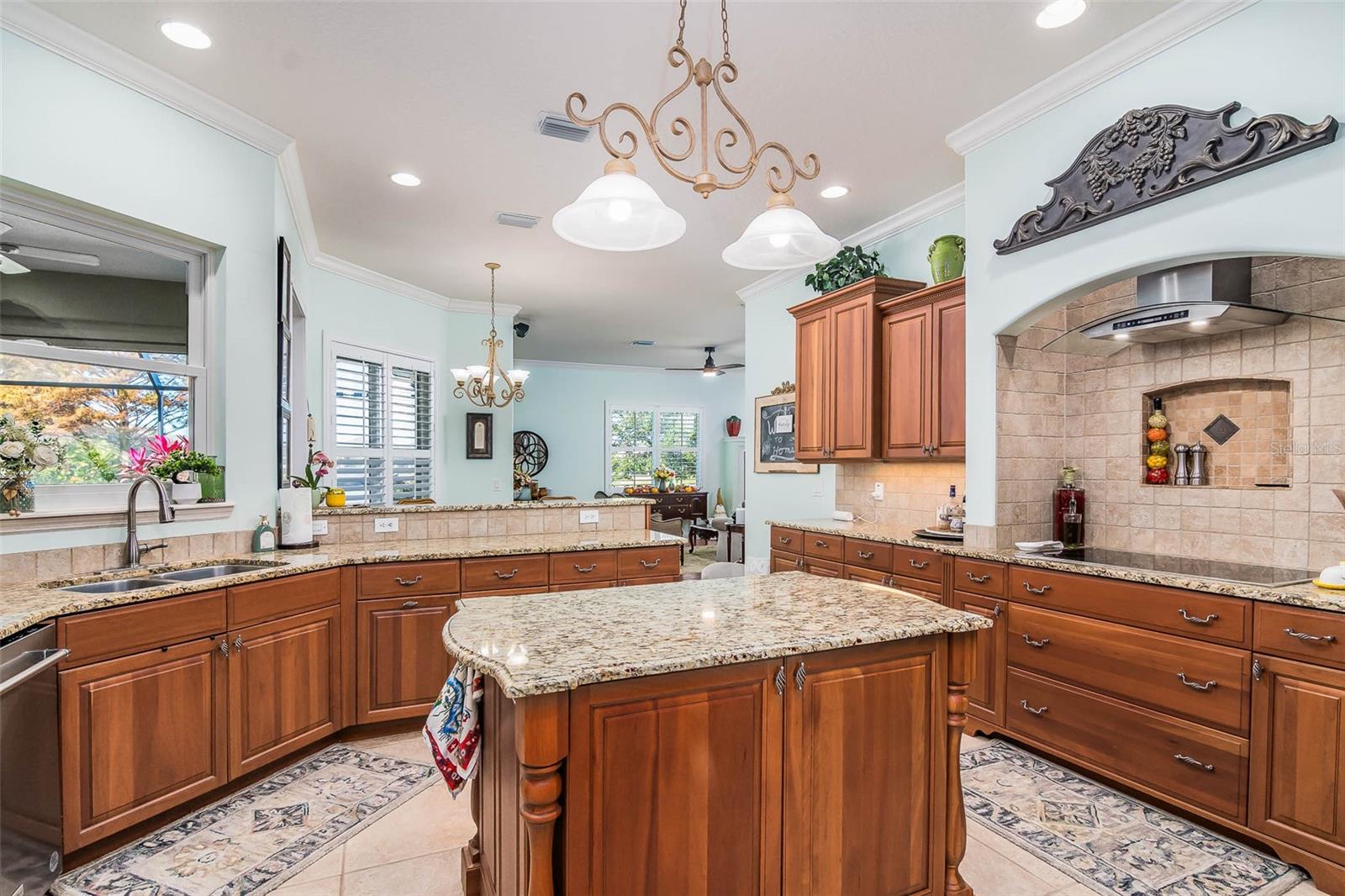 CASABELLA PH 01 - Residential