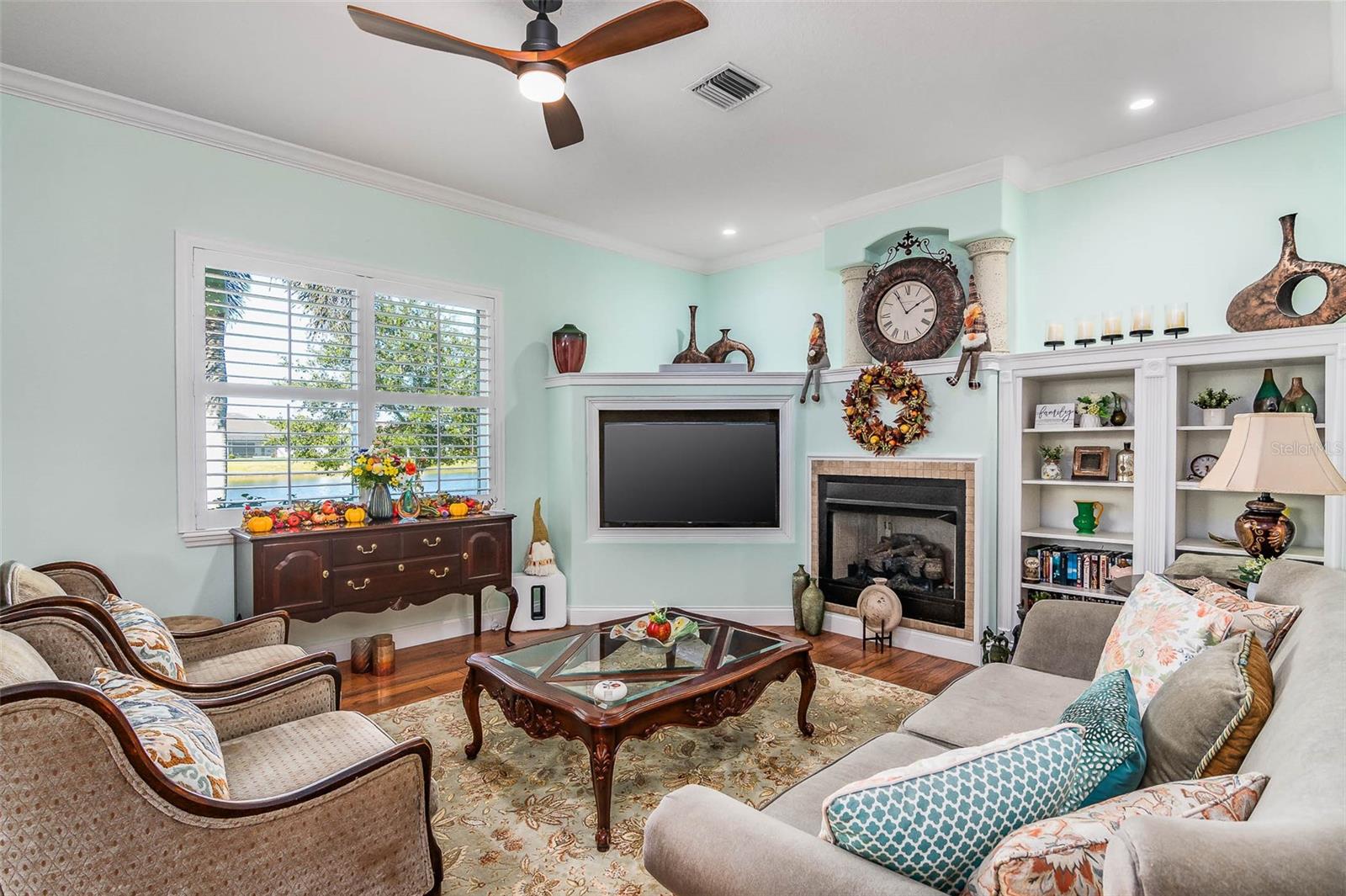 CASABELLA PH 01 - Residential