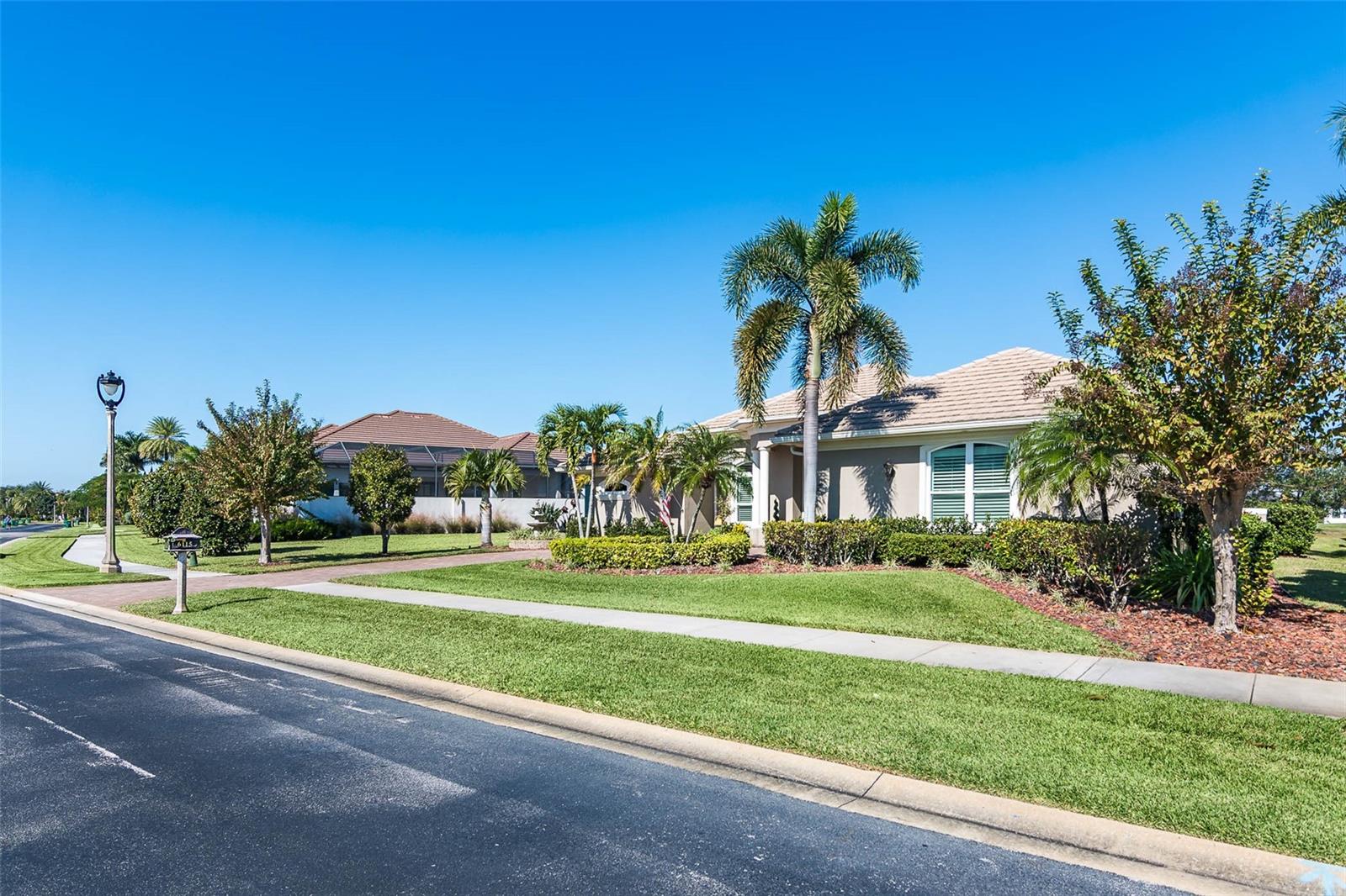 CASABELLA PH 01 - Residential