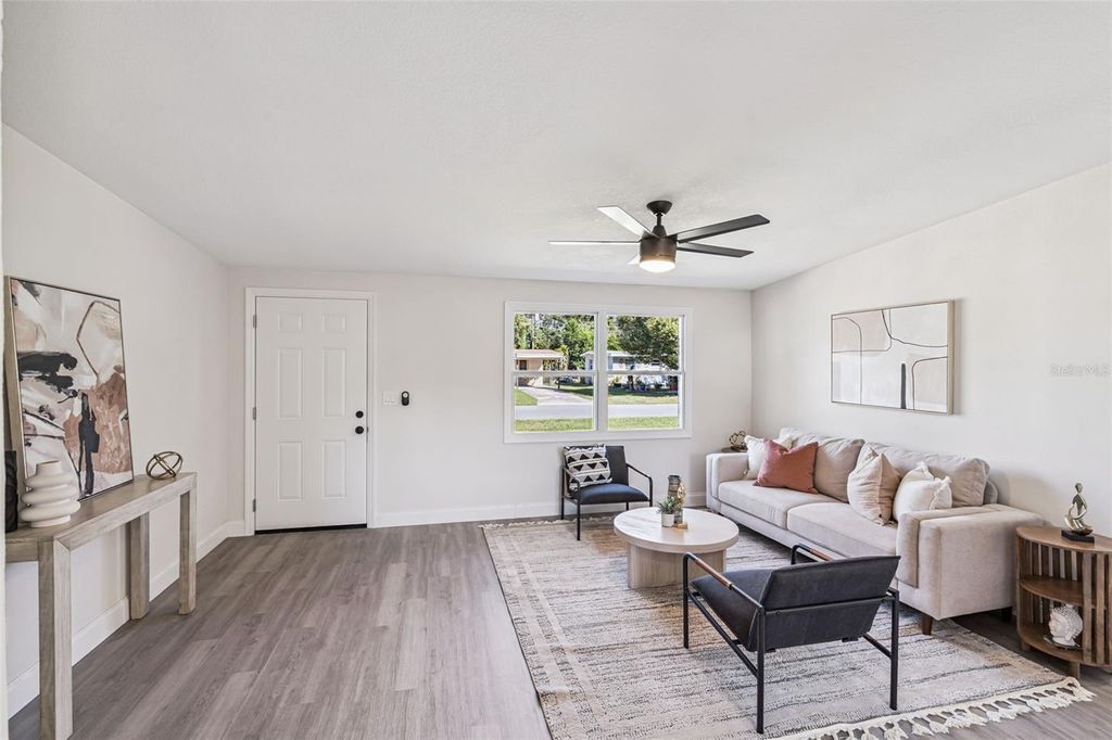 Photo of 918 Lormann Circle, Longwood, FL 32750 (MLS # O6355218)