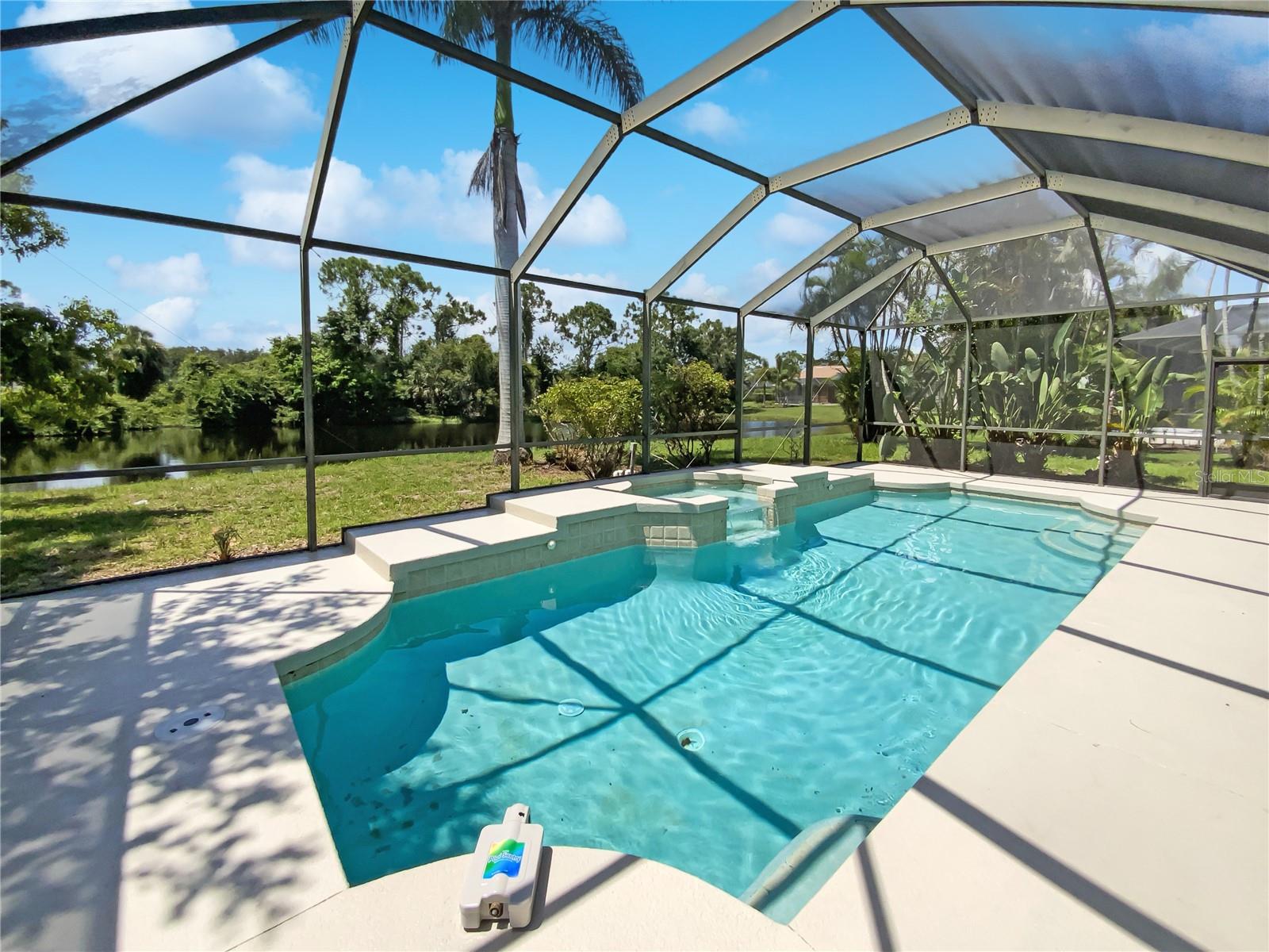 RIVENDELL THE WOODLANDS - Residential