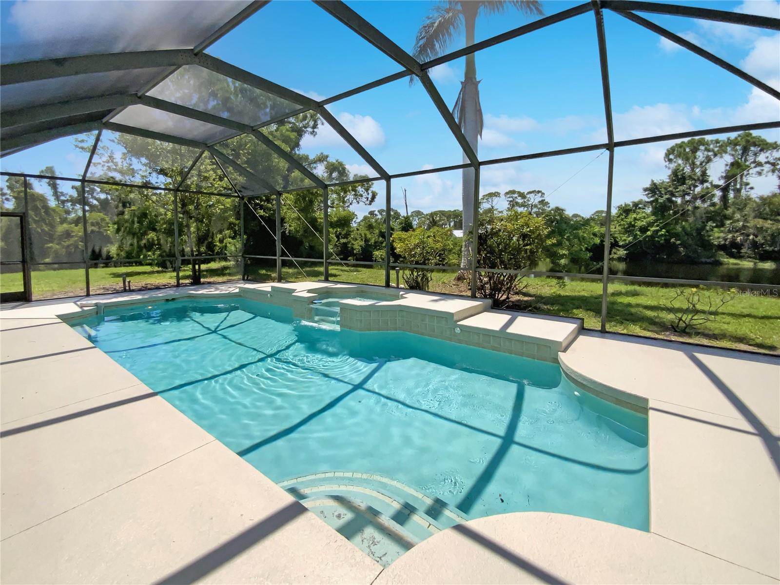 RIVENDELL THE WOODLANDS - Residential