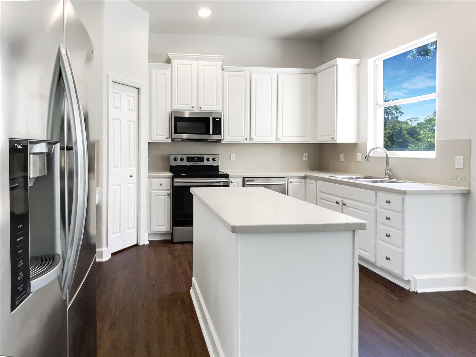 RIVENDELL THE WOODLANDS - Residential