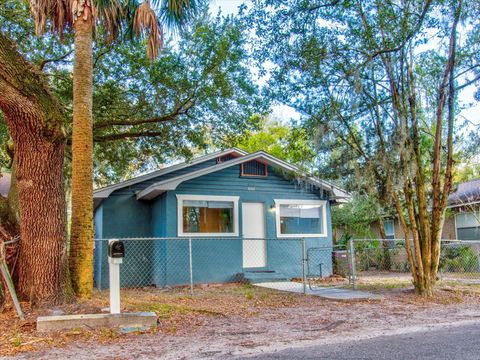 A home in TAMPA