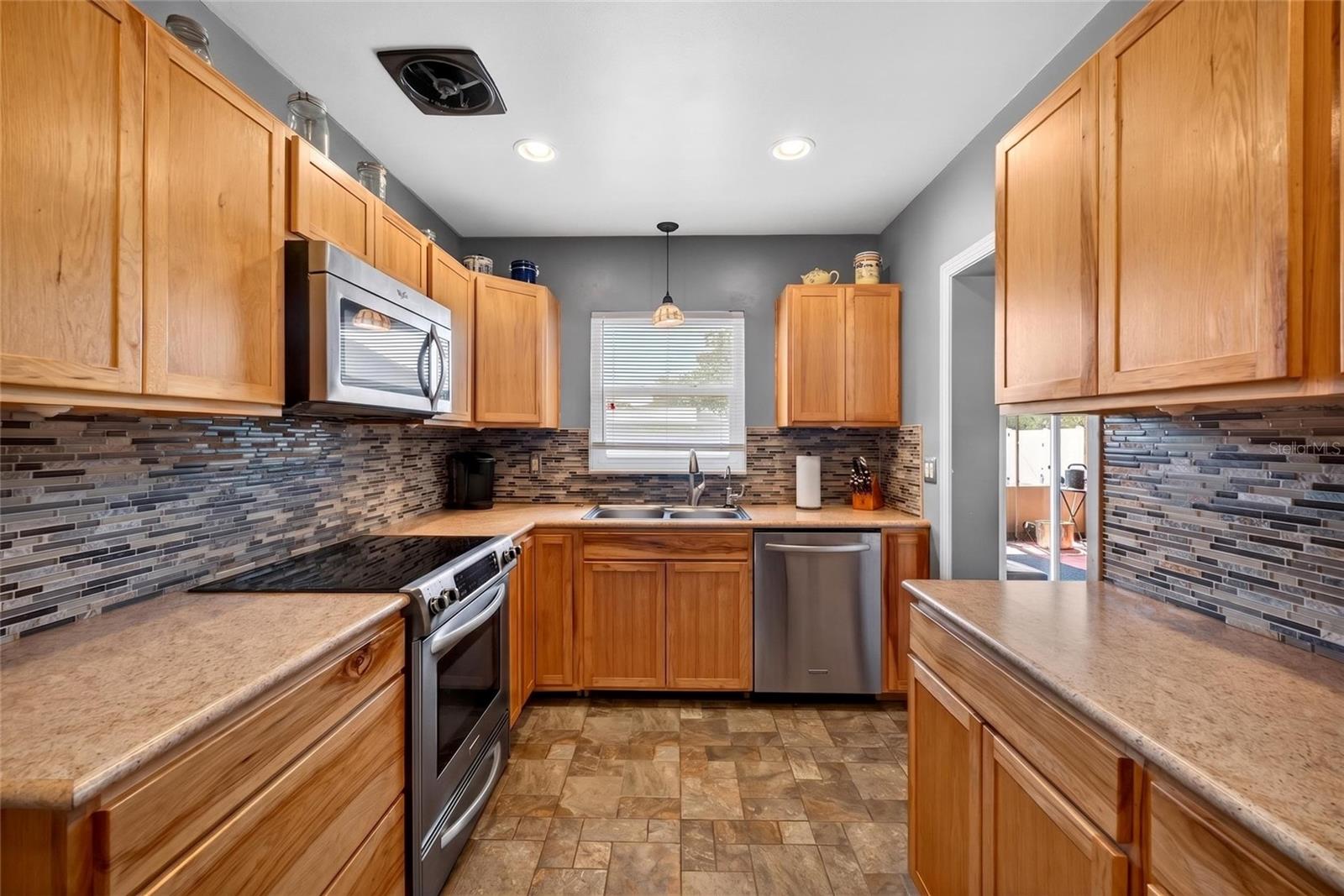 SKY CREST UNIT 2 - Residential
