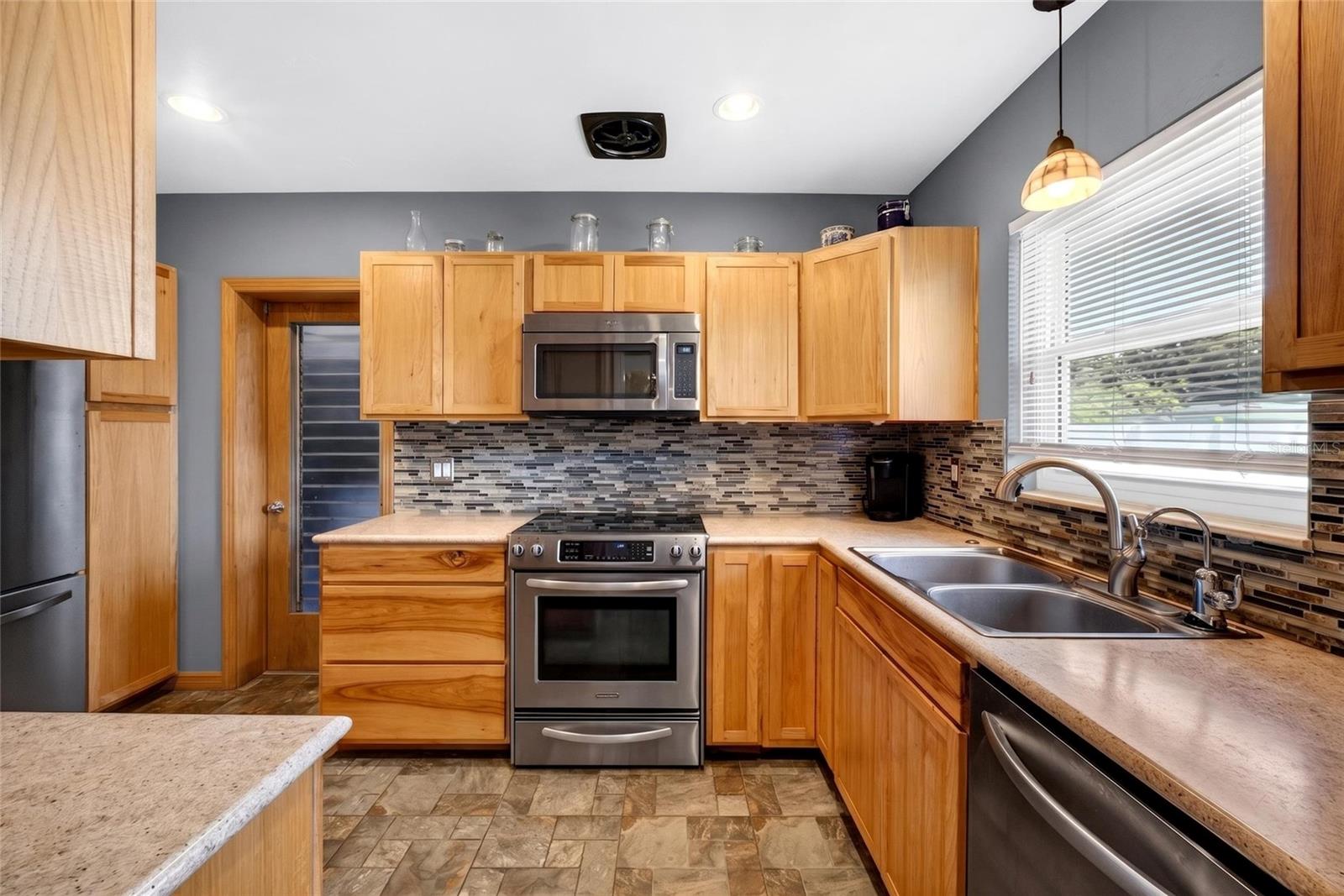 SKY CREST UNIT 2 - Residential