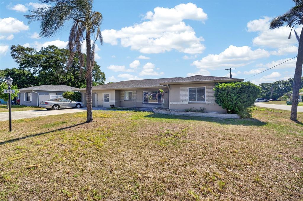 Photo of 219 S Saturn Avenue, Clearwater, FL 33755 (MLS # TB8502508)