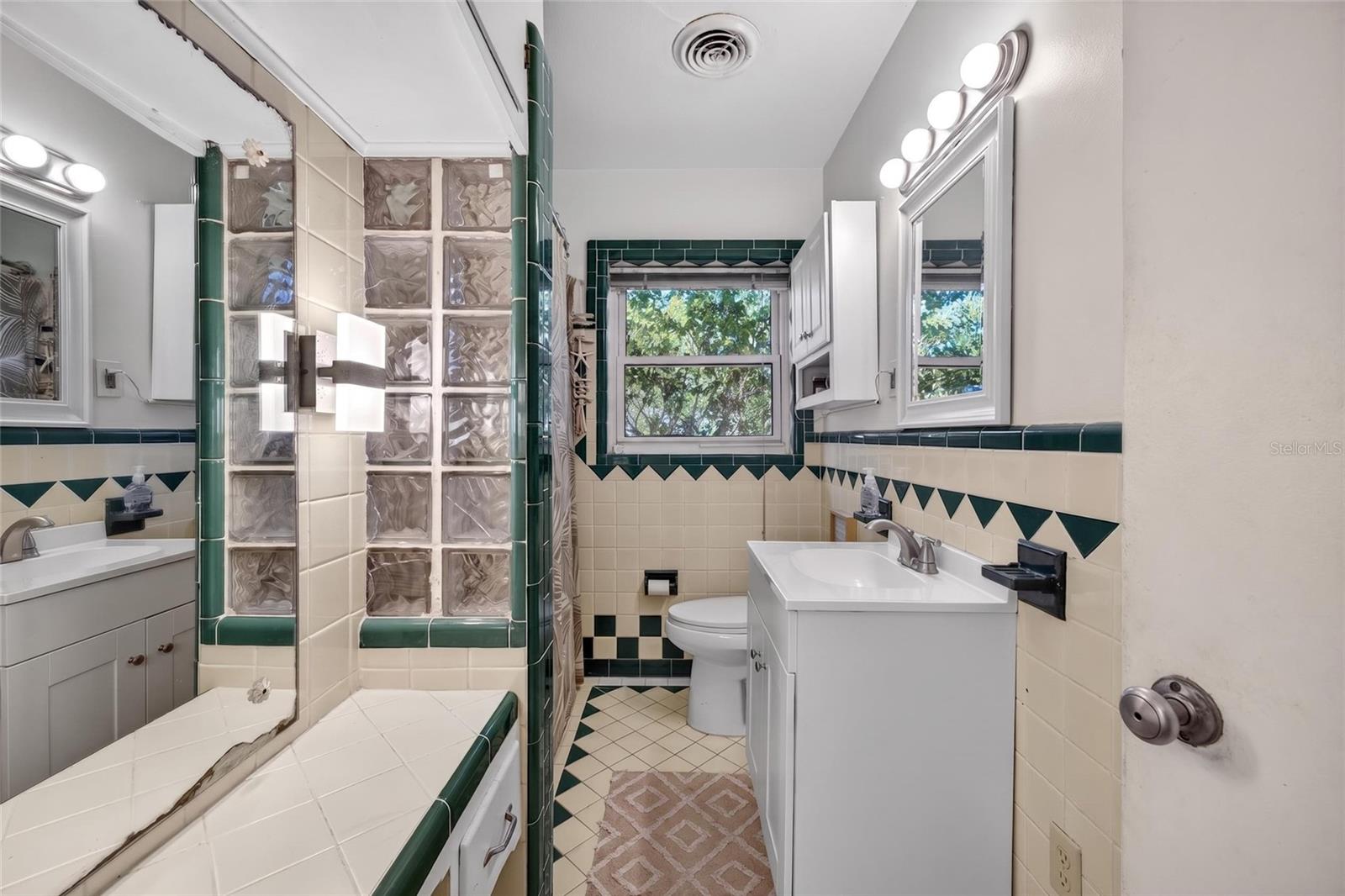SKY CREST UNIT 2 - Residential