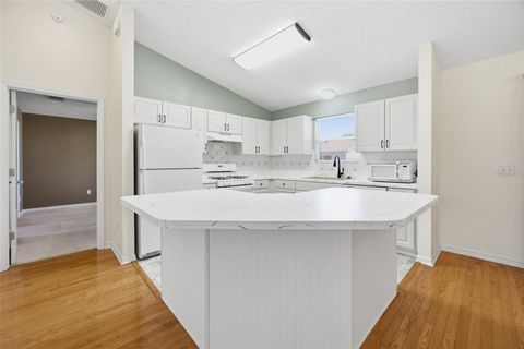 Tiny photo for 17705 SE 93rd Hawthorne Avenue, The Villages, FL 32162 (MLS # G5111828)