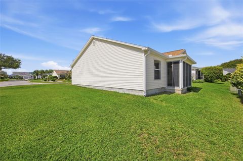 Tiny photo for 17705 SE 93rd Hawthorne Avenue, The Villages, FL 32162 (MLS # G5111828)