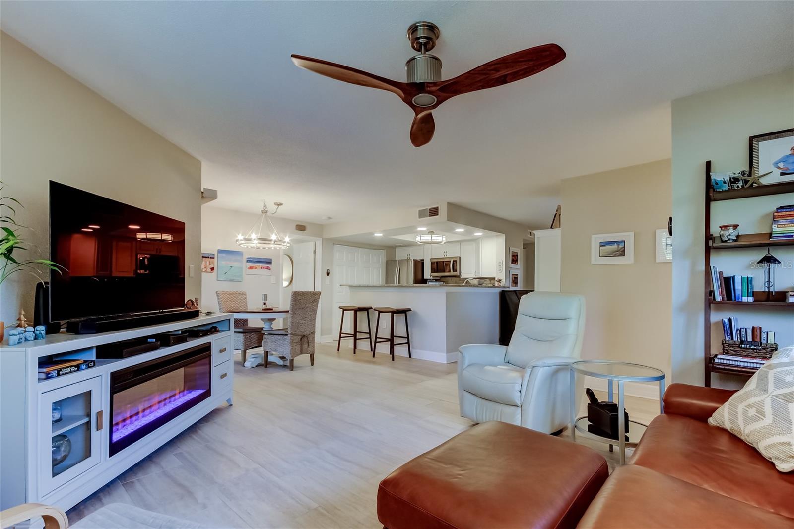 GLENEAGLES I CONDO - Residential