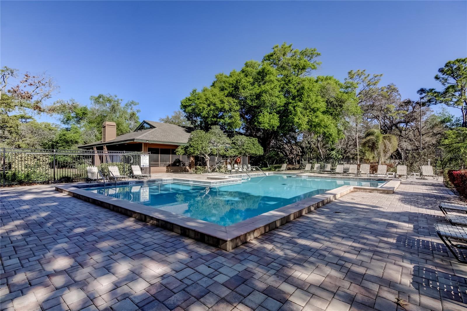 GLENEAGLES I CONDO - Residential