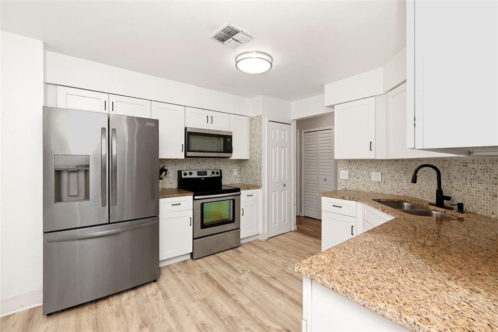 Photo of 10826 Siena Drive, Clermont, FL 34711 (MLS # O6407490)