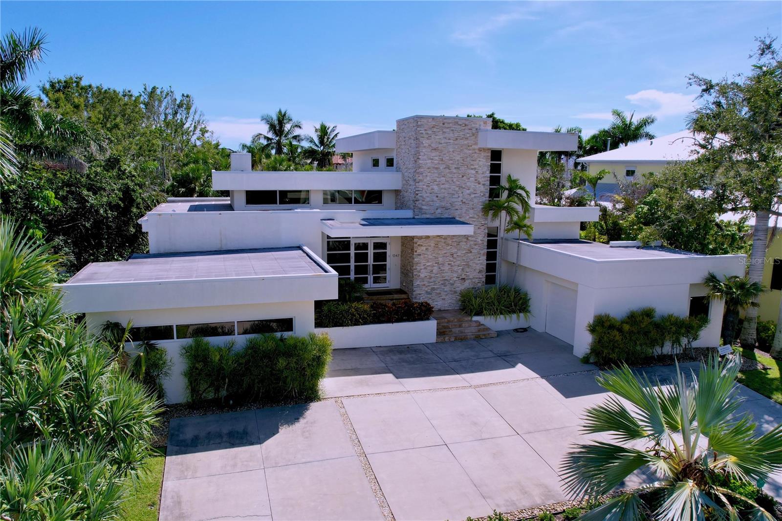 HARBOR ACRES - Residential