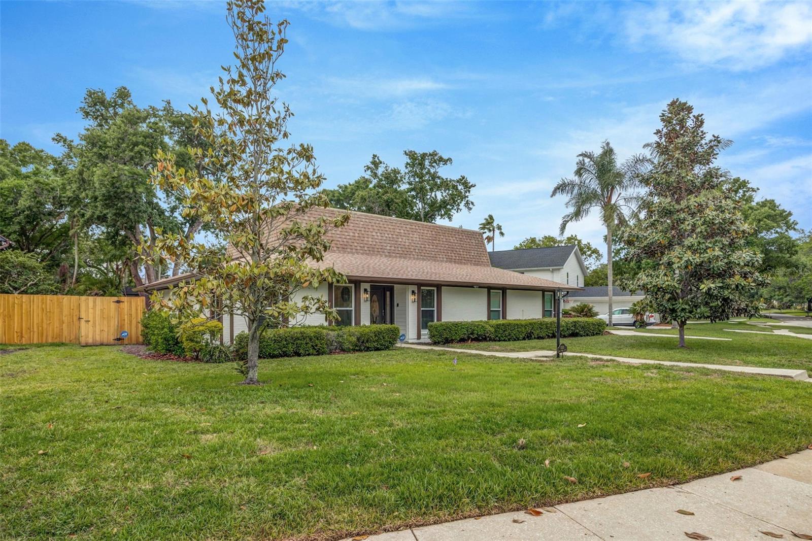 CARROLLWOOD VILLAGE SEC 1 - Residential