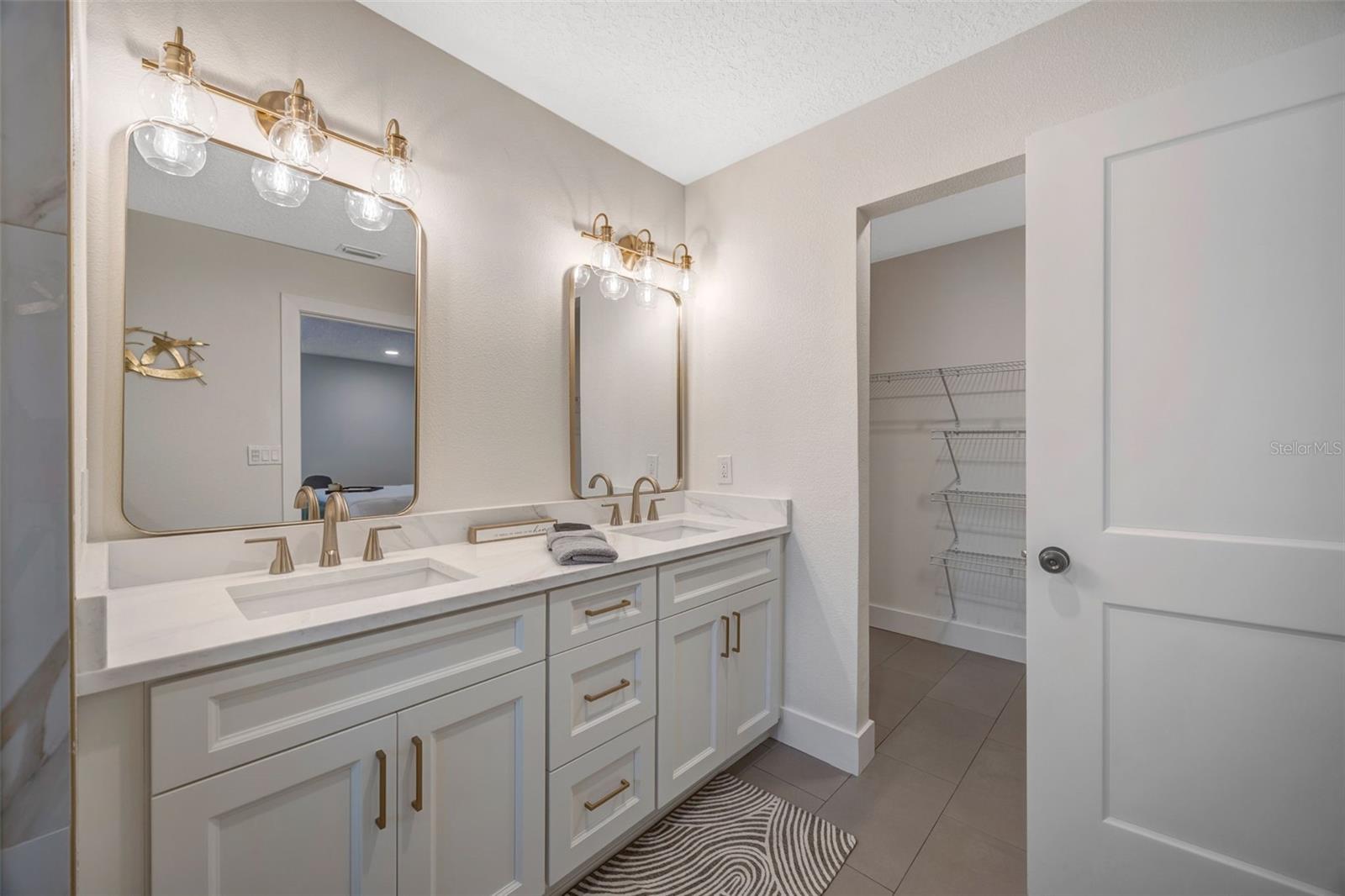 CARROLLWOOD VILLAGE SEC 1 - Residential