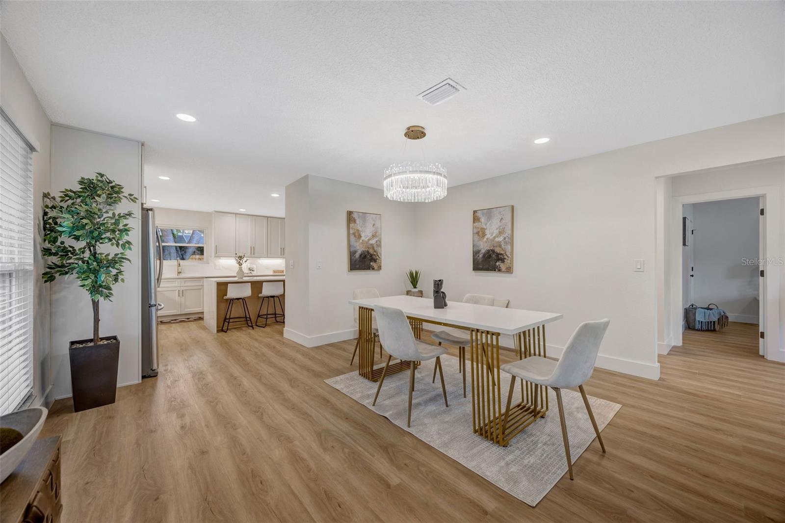 CARROLLWOOD VILLAGE SEC 1 - Residential