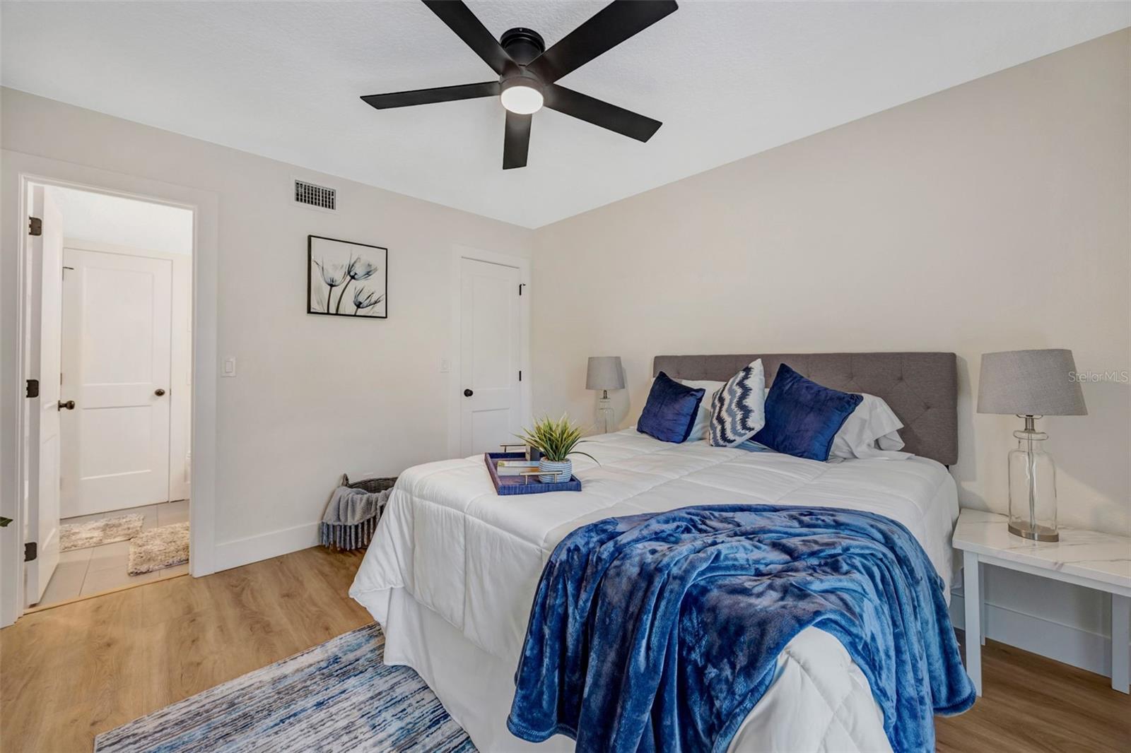 CARROLLWOOD VILLAGE SEC 1 - Residential