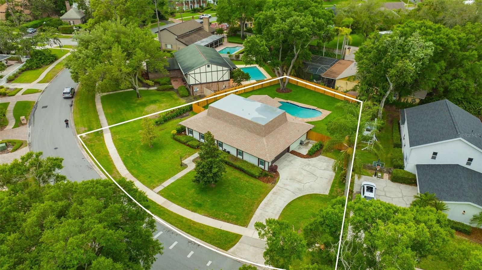 CARROLLWOOD VILLAGE SEC 1 - Residential