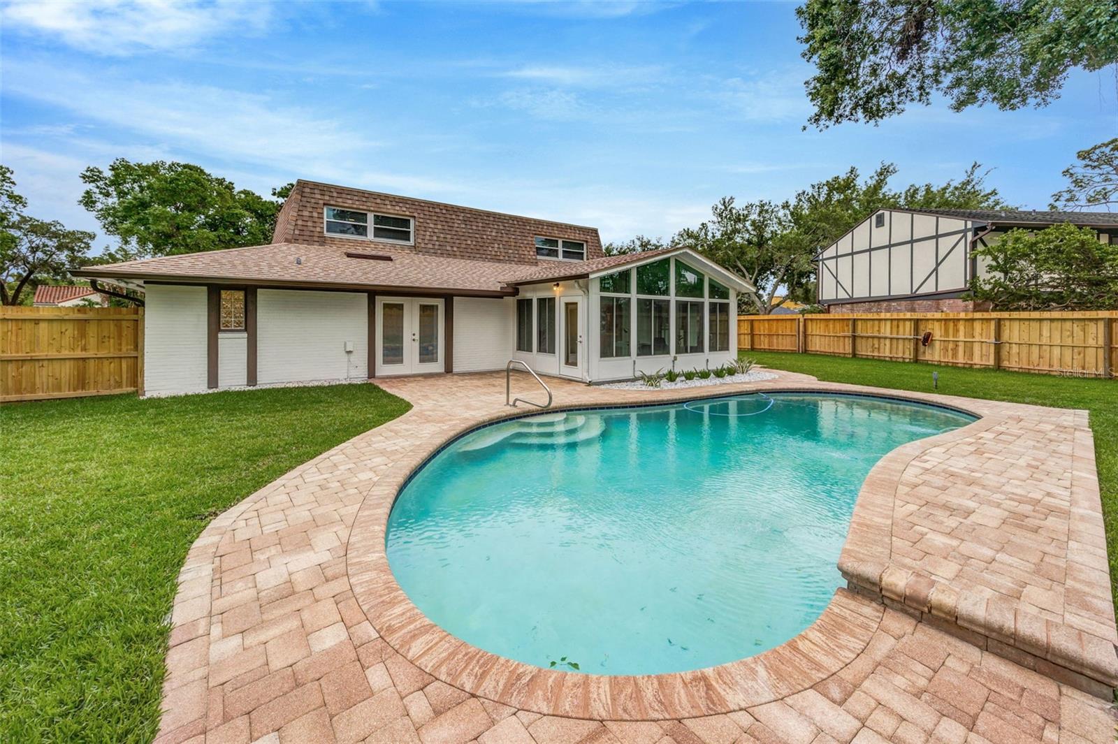 CARROLLWOOD VILLAGE SEC 1 - Residential