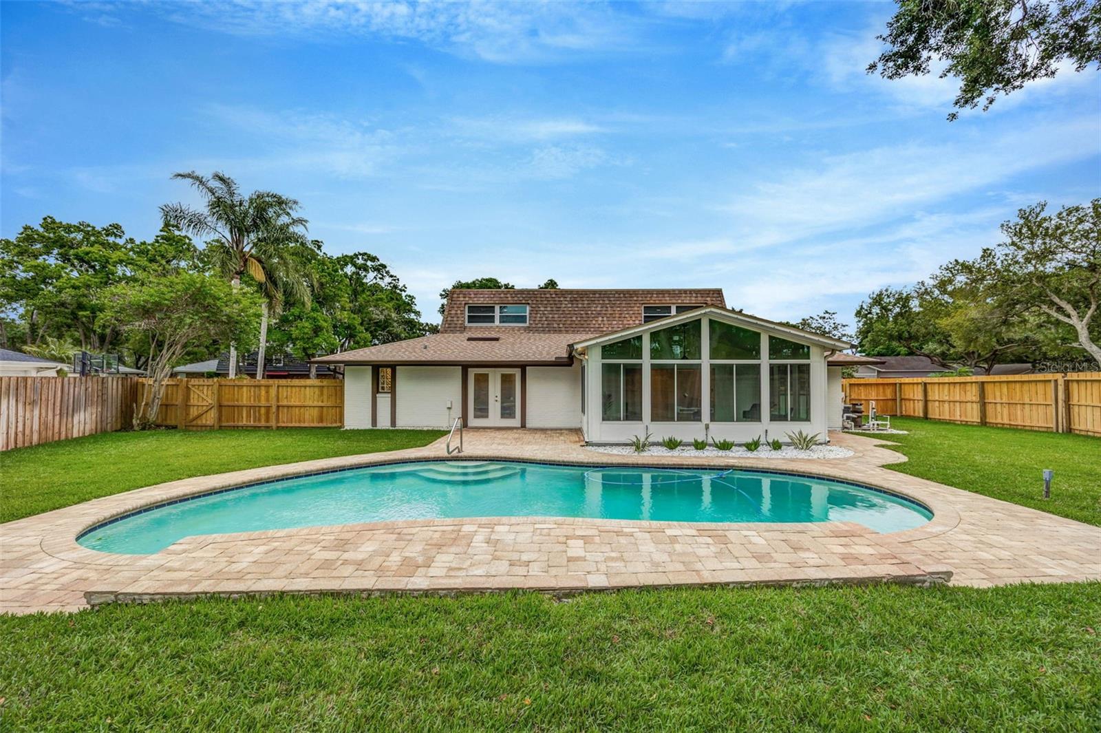 CARROLLWOOD VILLAGE SEC 1 - Residential