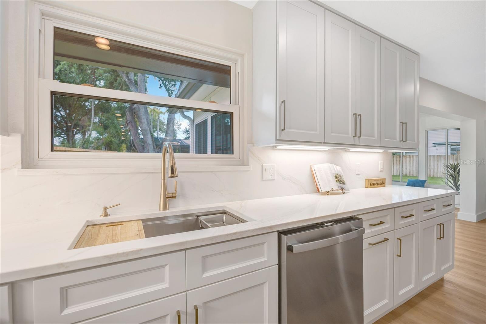 CARROLLWOOD VILLAGE SEC 1 - Residential