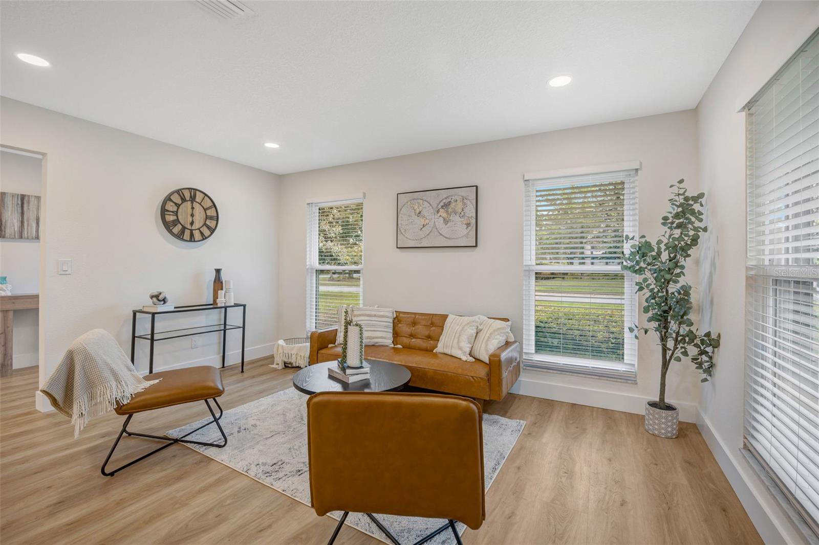 CARROLLWOOD VILLAGE SEC 1 - Residential