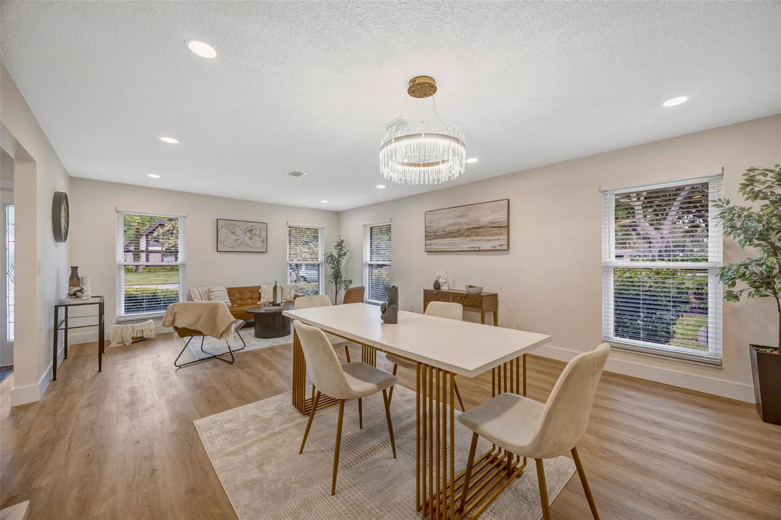 CARROLLWOOD VILLAGE SEC 1 - Residential