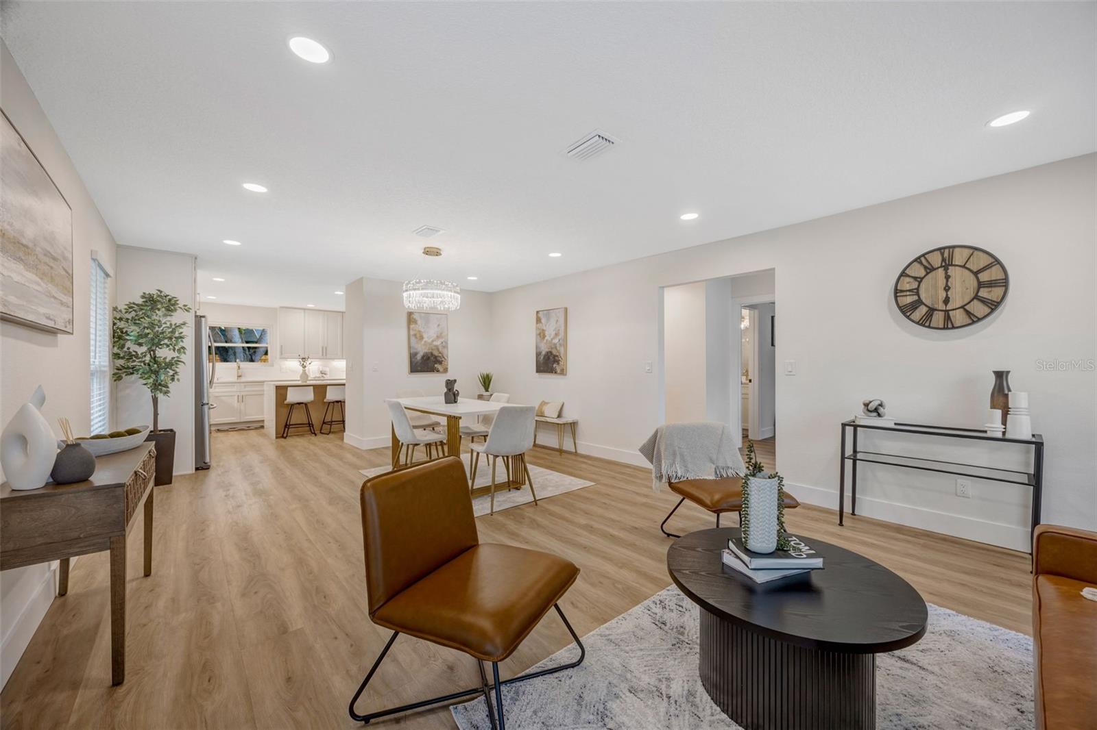 CARROLLWOOD VILLAGE SEC 1 - Residential