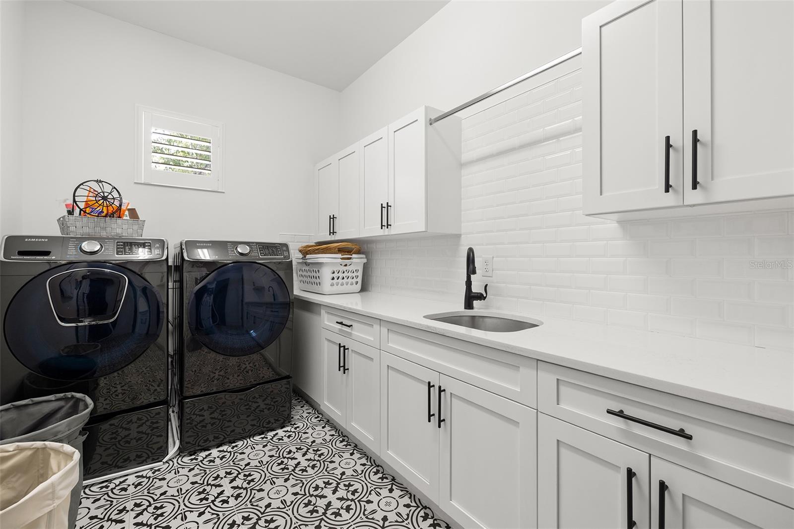 MARYLAND MANOR REV - Residential