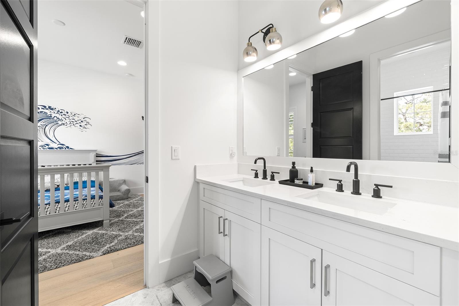 MARYLAND MANOR REV - Residential