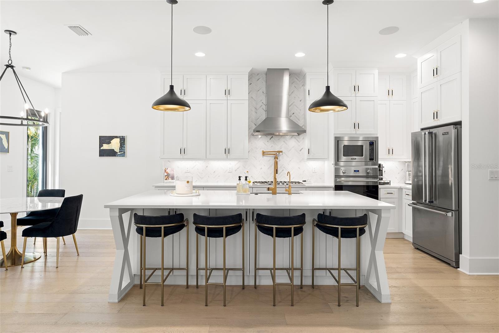 MARYLAND MANOR REV - Residential