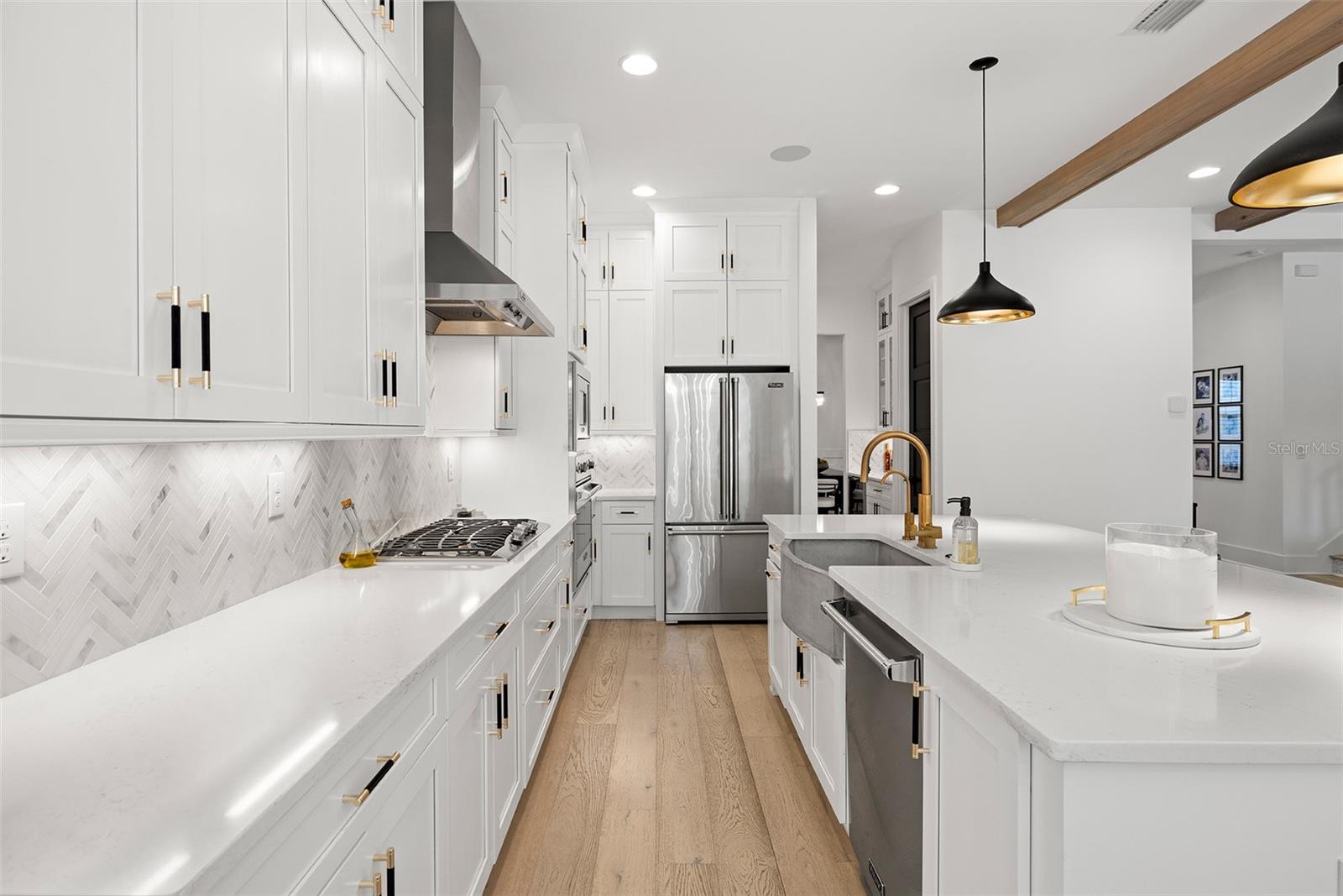 MARYLAND MANOR REV - Residential