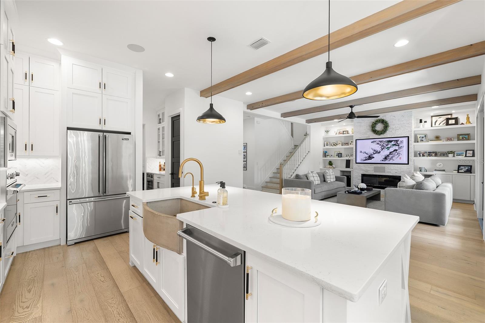 MARYLAND MANOR REV - Residential