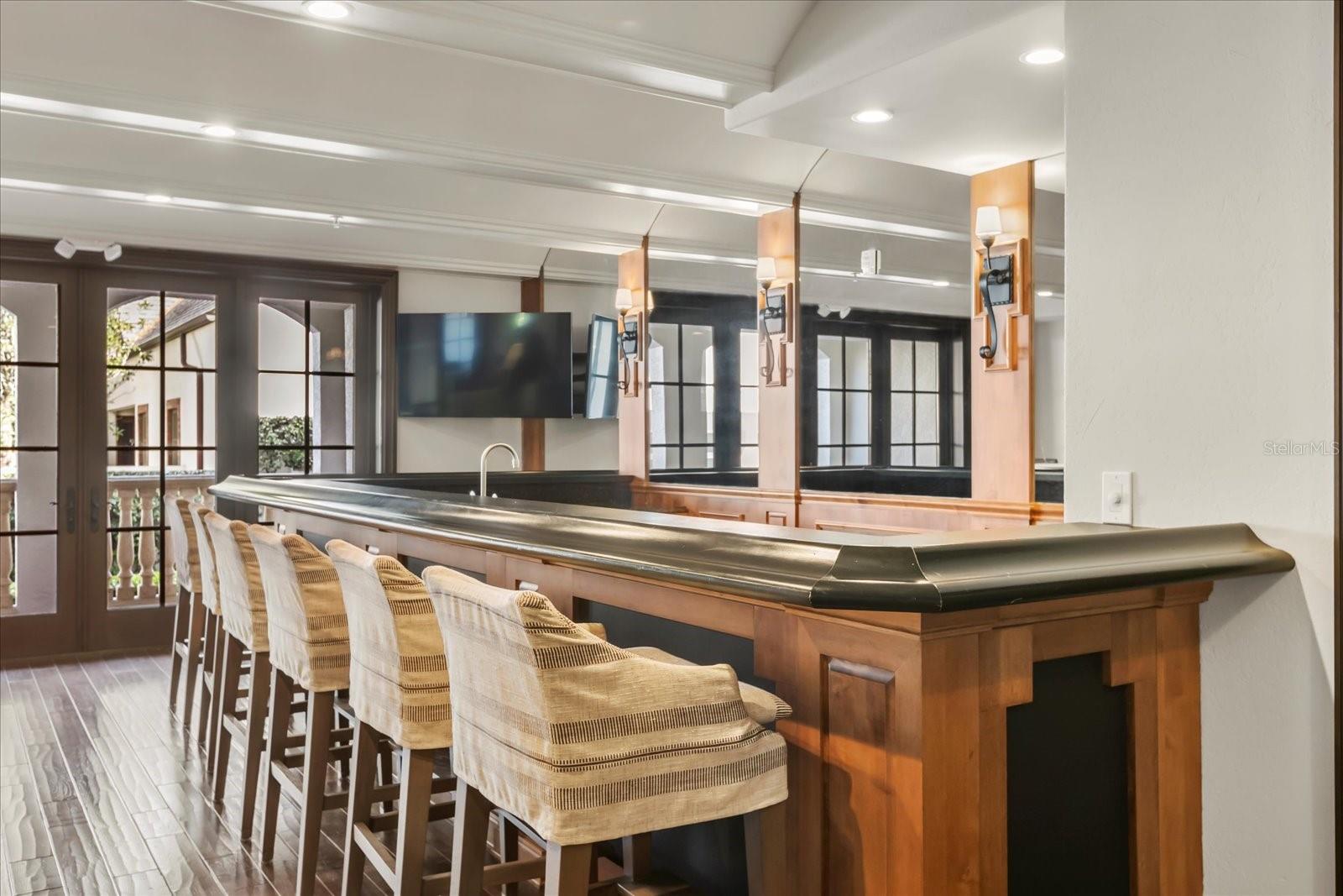 TROVILLION CONDO - Residential